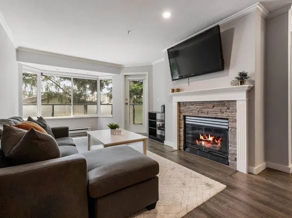 2958 Trethewey St #403, Abbotsford, BC V2T 6P6