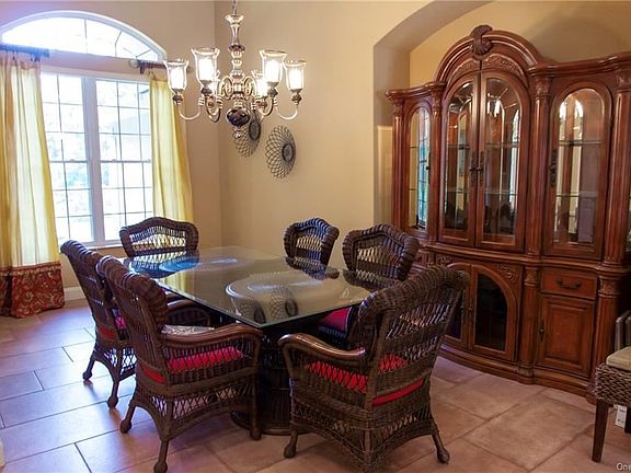 4th image of 65 Lockwood Ln