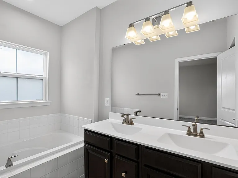 2831 Toles Park Dr — Photo 5