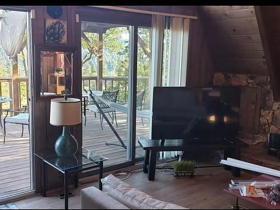 4th image of 28761 Zion Dr