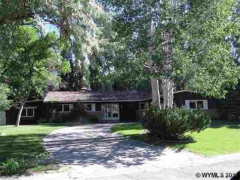 1st image of 1612 Gannett Dr