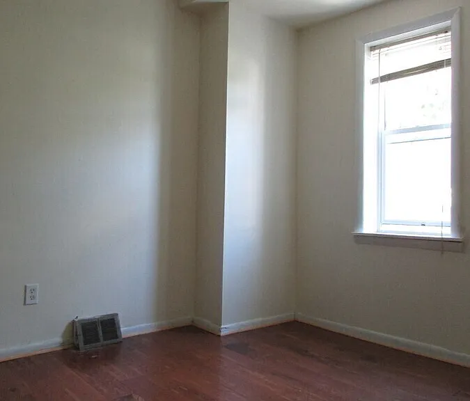 530 N Douglas St — Photo 13