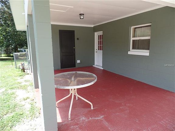2nd image of 220 North St