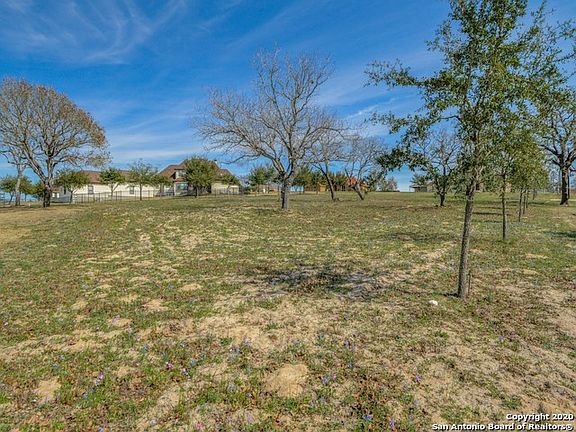 3rd image of 165 Abrego Lake Dr