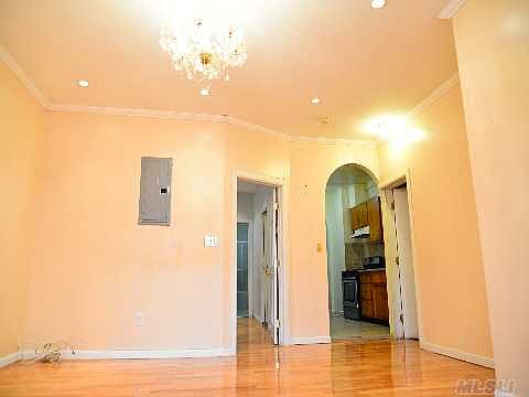 3rd image of 10717 110th St