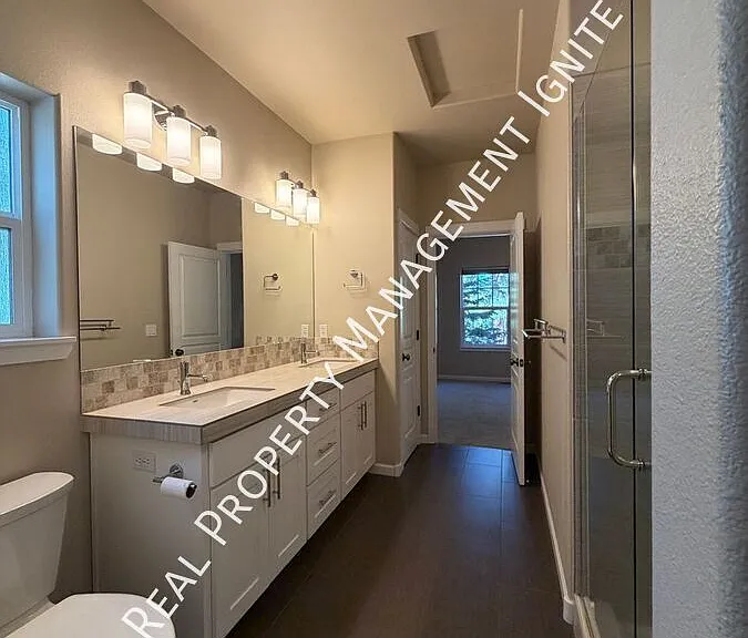 2447 NW Shields Dr — Photo 8