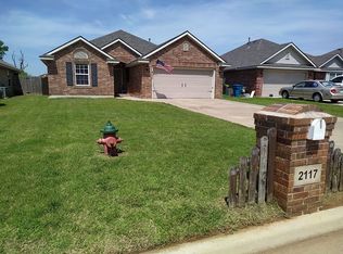 2117 Bradford Cir, Newcastle, OK 73065