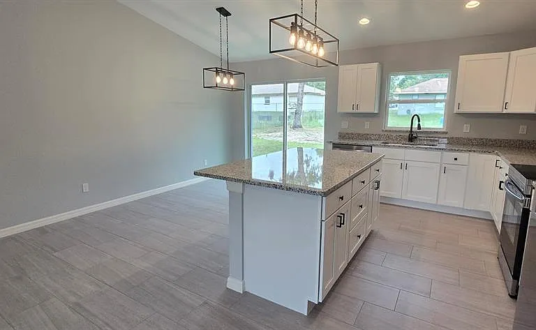 5545 SE 70th Ave — Photo 5