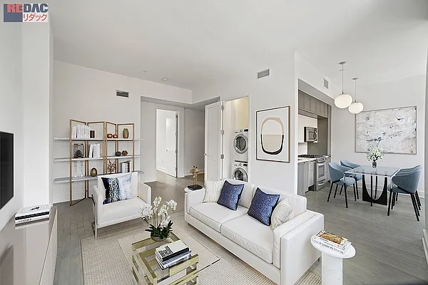 Rented by RELO REDAC INC. | media 10