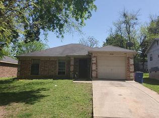 2520 Kirkley St, Dallas, TX 75241