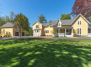16 Hancock St, Lexington, MA 02420