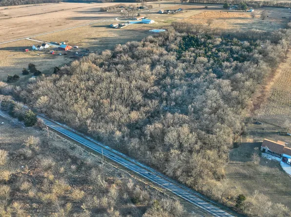 0000 Maple Rd, Carthage, MO 64836