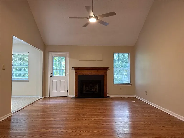 217 Briarpatch Ct — Photo 11