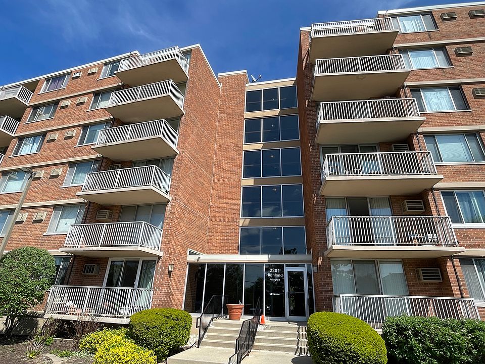 1st image of 2201 S Highland Ave APT 2J
