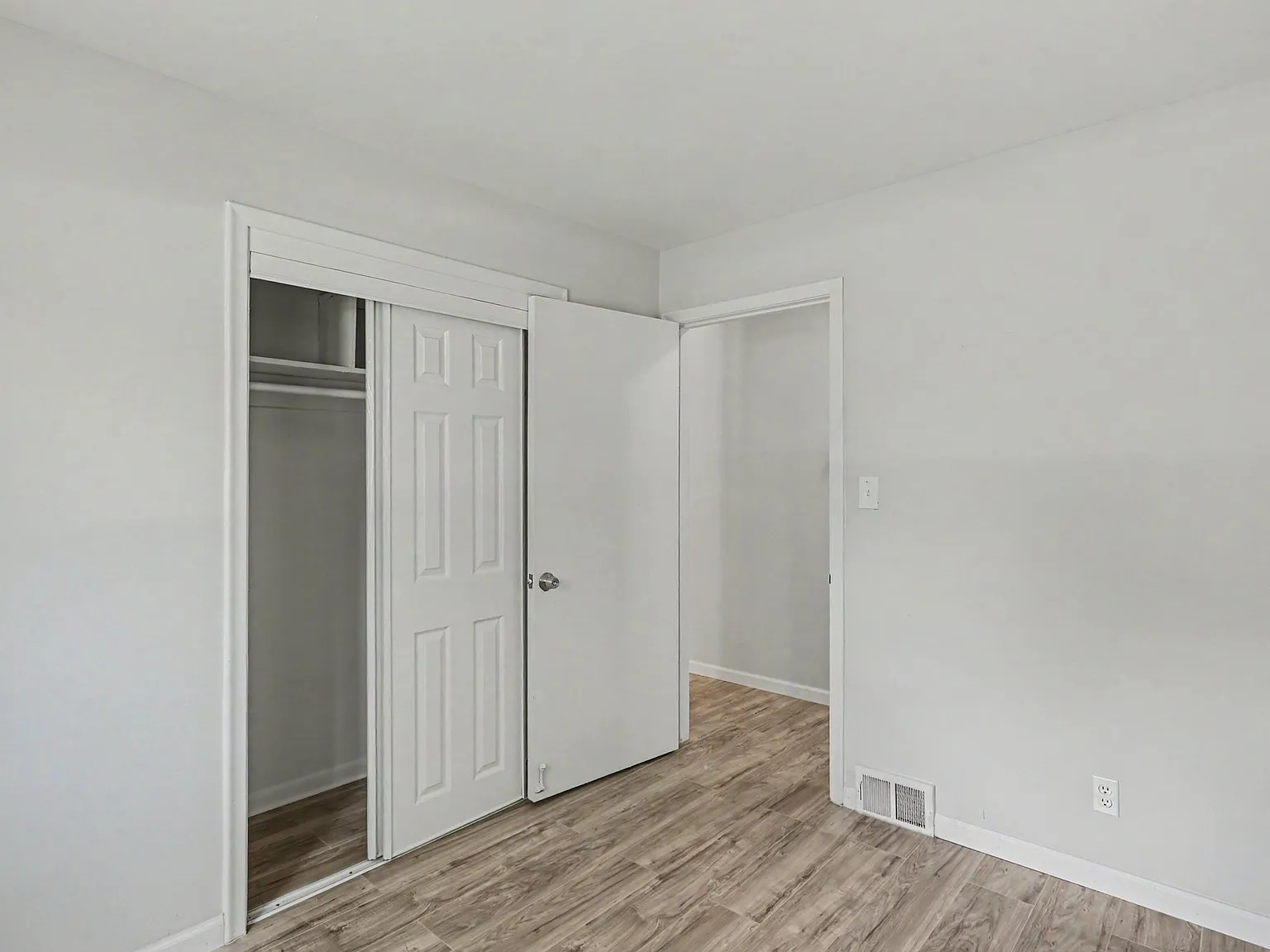 3 bed, 1560 sqft, $2,500 — Photo 3
