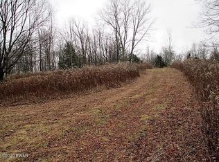 276 Goose Pond Rd, Lake Ariel, PA 18436