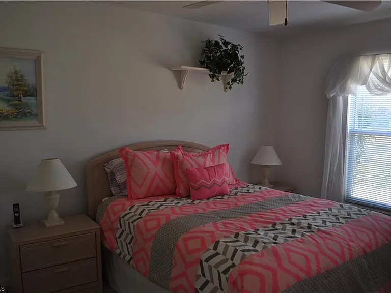 431 Dundee Ct — Photo 15