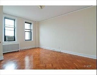 4th image of 2052 N Lincoln Park W APT 1603