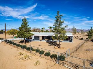 828 S Ligurta Rd, Golden Valley, AZ 86413