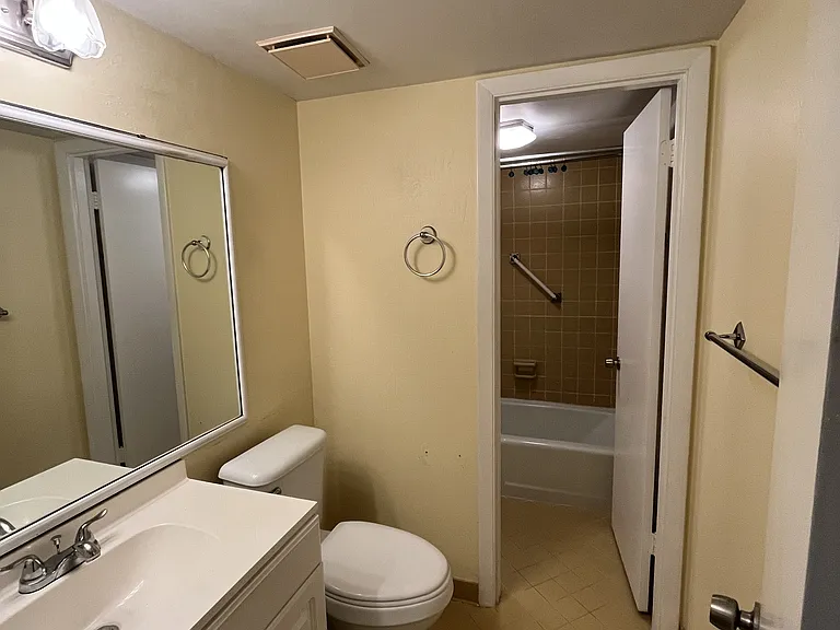 671 Midway Dr #A — Photo 13