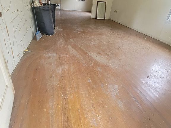 3rd image of 307 Duffee Ave