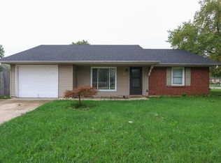 425 Miller Rd, Lebanon, OH 45036
