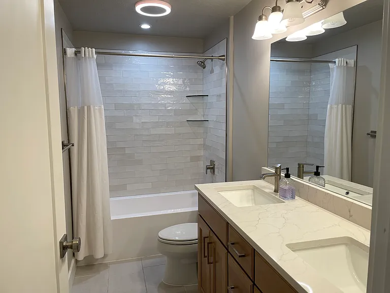 1431 N 3500 W — Photo 1