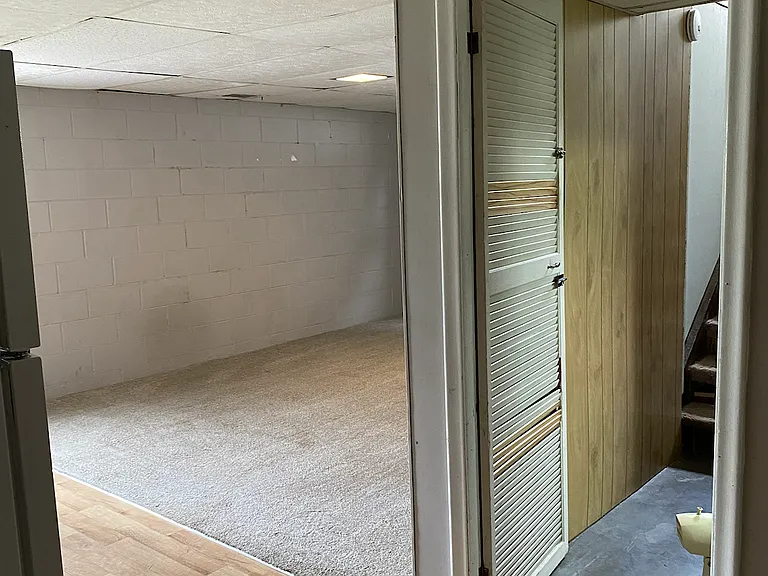 8120 Burdette St — Photo 25