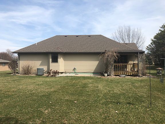 4th image of 41 Redwood Dr