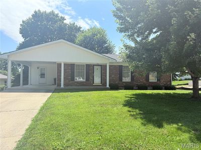 216 East Ave, Louisiana, MO, 63353