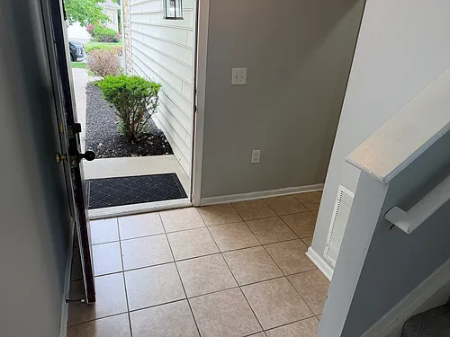 5153 Vinings Bnd #B Photo 1