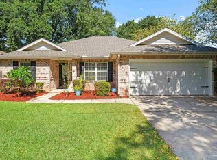 5016 Patterson Ln, Pace, FL 32571