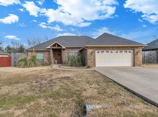 114 W Walnut St, Mabank, TX 75147