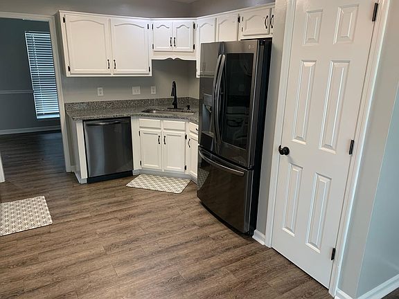 4th image of 1457 Brighton Cir