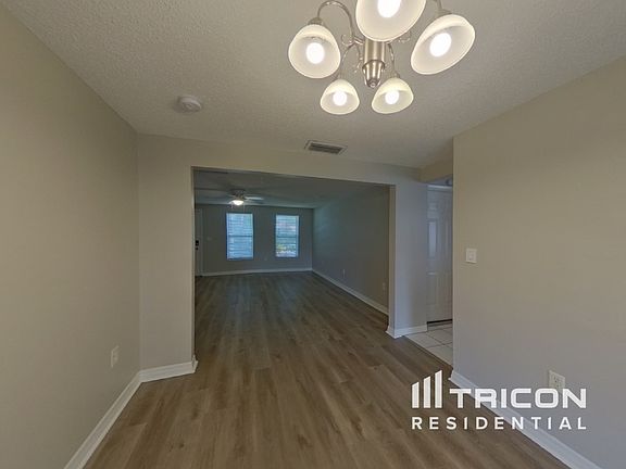 4th image of 6521 Bonnie Bay Cir