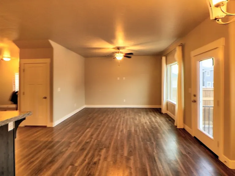 7440 N Hutch Ln — Photo 8