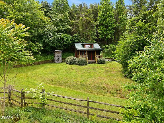 57th image of 1319 Licklog Hollow Rd