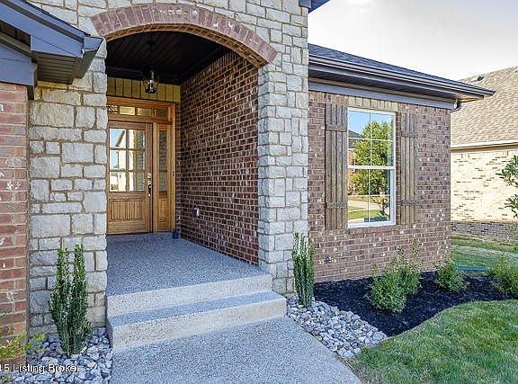 13212 Knoll Wind Way-1002