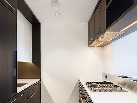 3rd image of 252 South St #21N