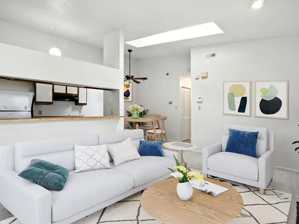 4178 Thalia Station Cir, Virginia Beach, VA 23452