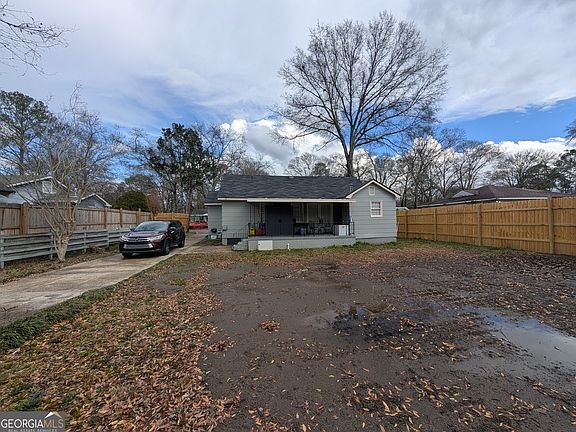 2nd image of 1647 Berkley Ave