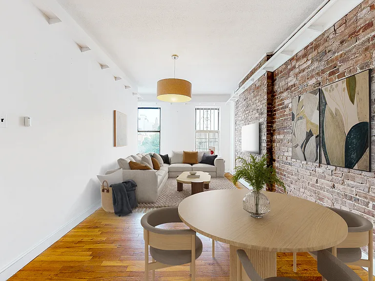 107 Smith St #3R — Photo 1
