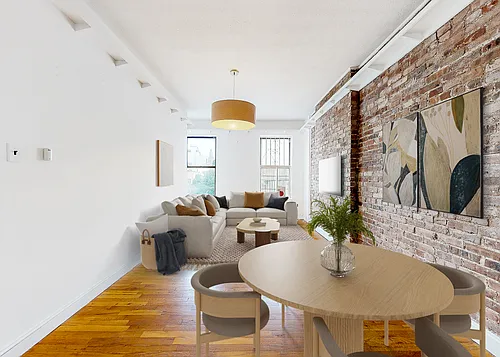 107 Smith St #3R Photo 1
