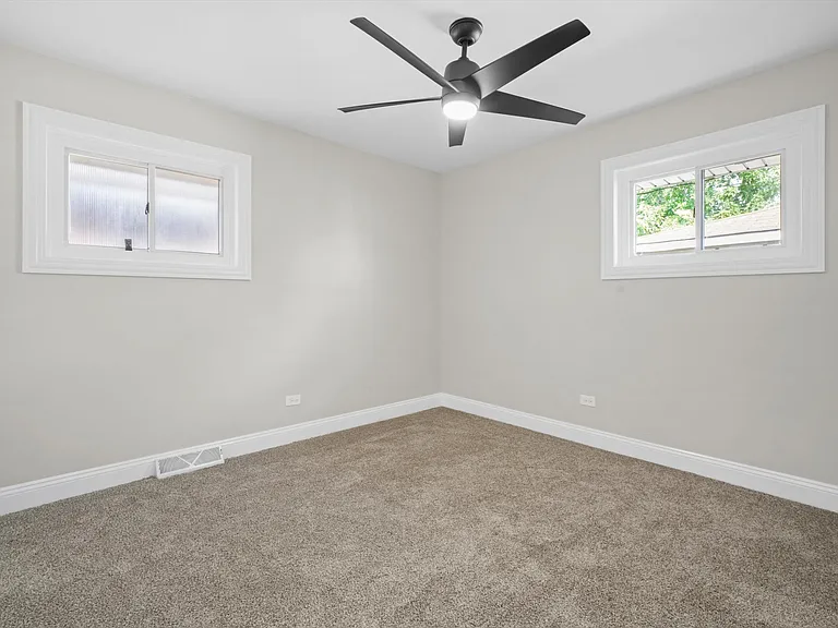 5206 State Rd — Photo 11