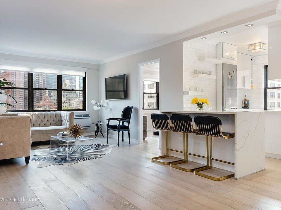 1st image of 1202 2nd Ave #10F