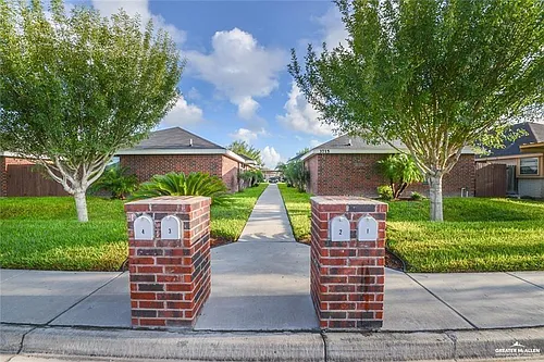 3715 W Zelma St Photo 1