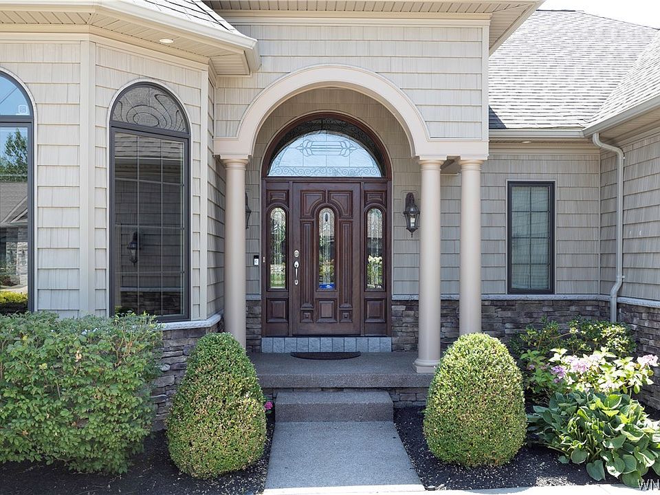 9635 Garden Walk, Clarence Center, NY 14032 Zillow