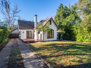 1370 Chestnut St, Redding, CA 96001