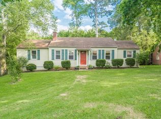 1202 Woodcrest Dr, Knoxville, TN 37918