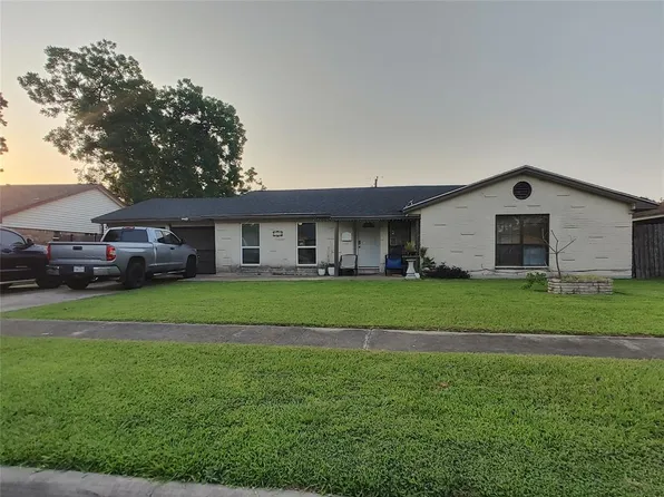 9711 Ebb St, Houston, TX 77089